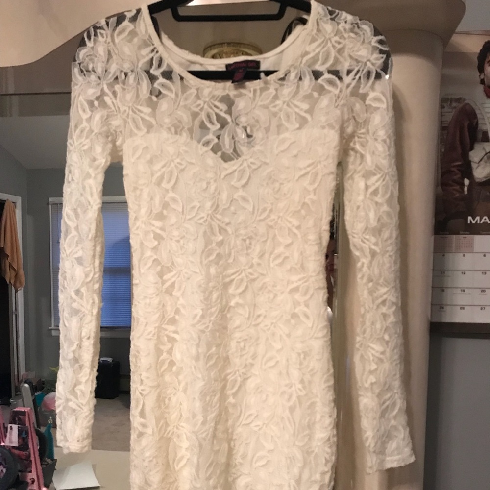 White laced long sleeve dress